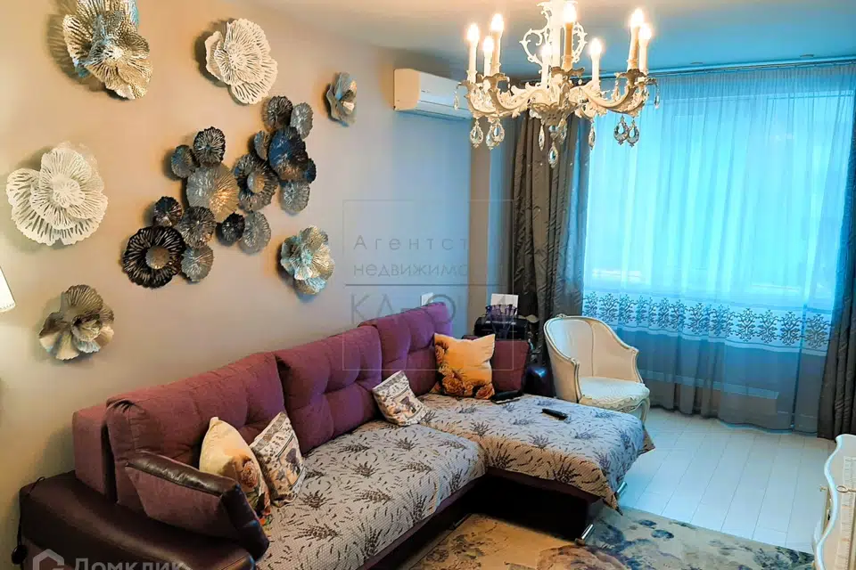 Продаётся 2-комнатная квартира, 64 м²