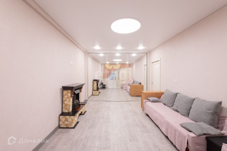 Продаётся 2-комнатная квартира, 61 м²