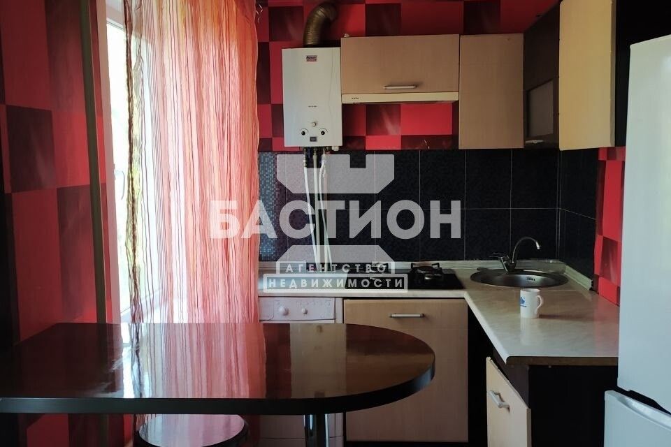 Продаётся 2-комнатная квартира, 42 м²
