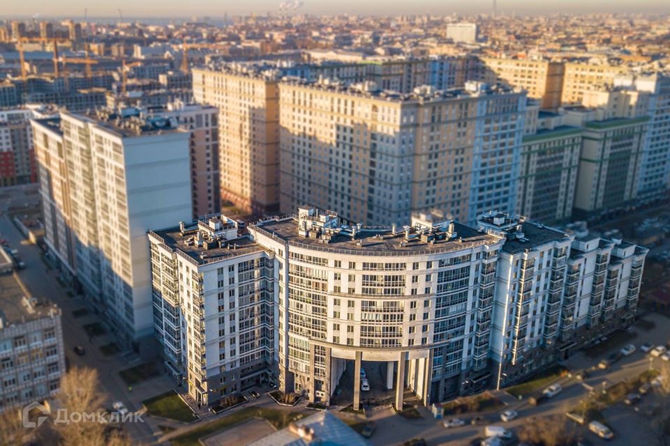 Продаётся 3-комнатная квартира, 124 м²