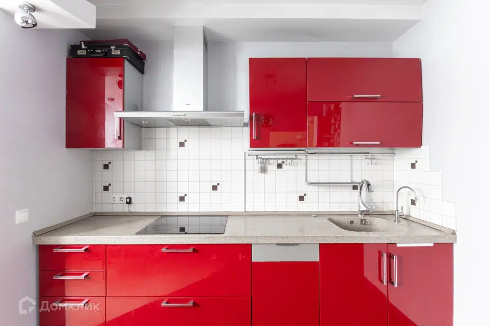 Продаётся 4-комнатная квартира, 104.3 м²