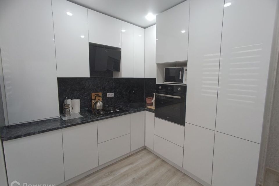 Продаётся 1-комнатная квартира, 38 м²