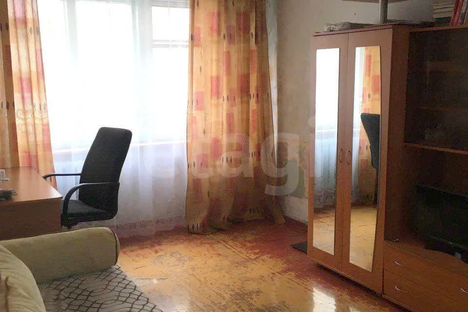 Продаётся 3-комнатная квартира, 61 м²