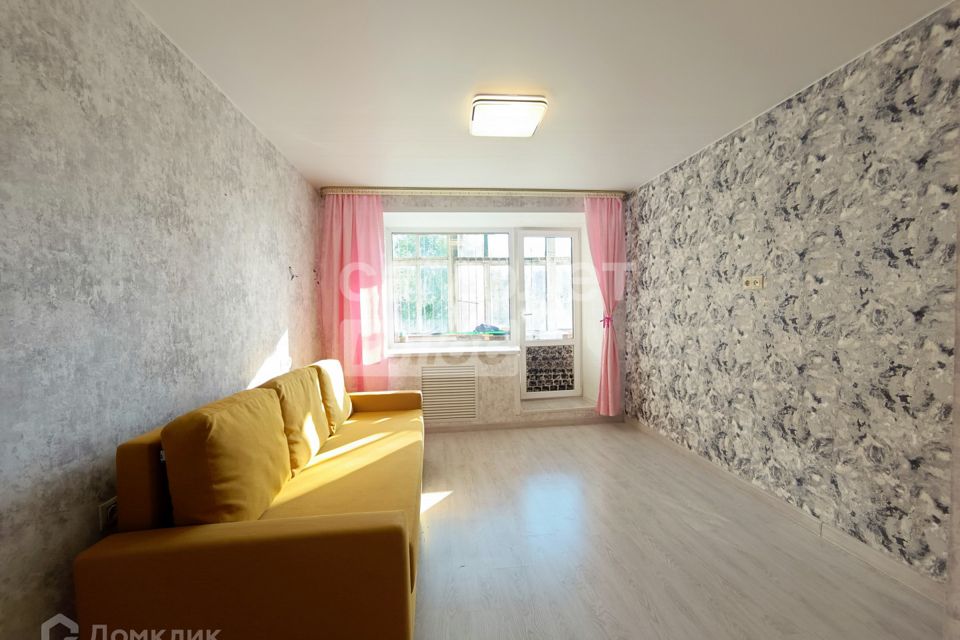 Продаётся 2-комнатная квартира, 49.2 м²