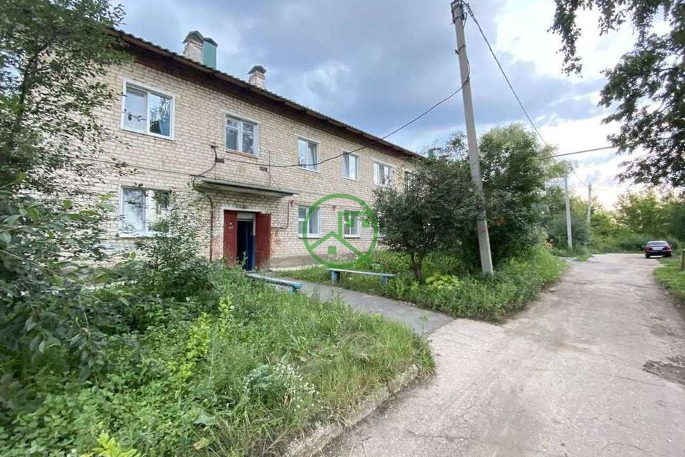Продаётся 3-комнатная квартира, 49.8 м²