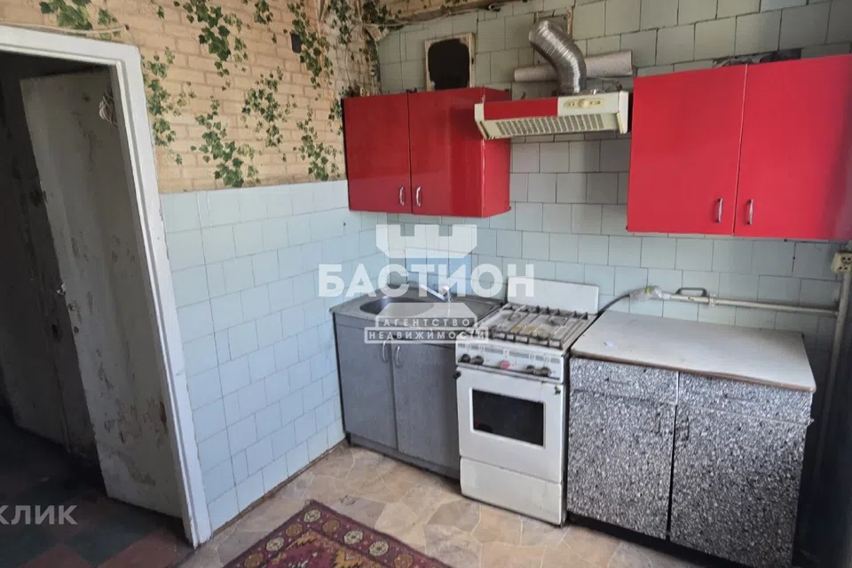 Продаётся 3-комнатная квартира, 64.8 м²