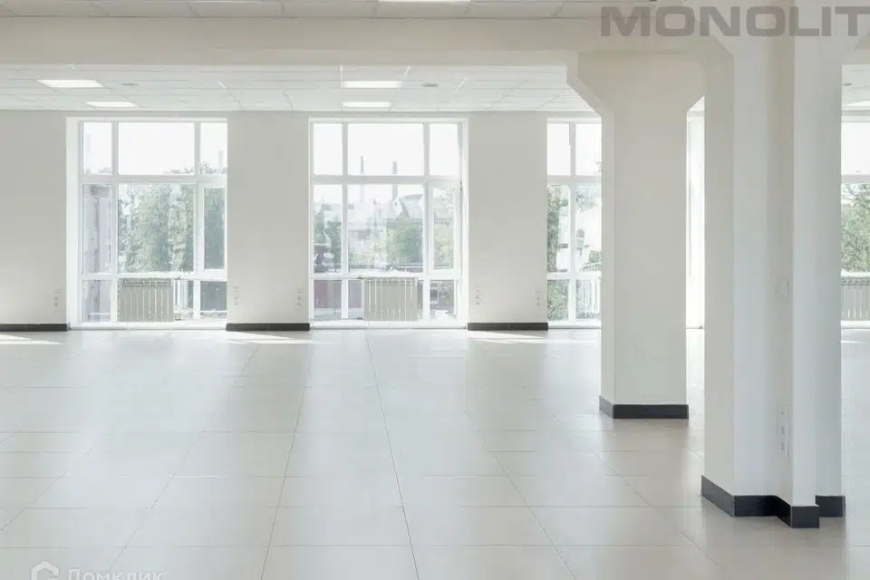 Сдаётся офис, 200 м²