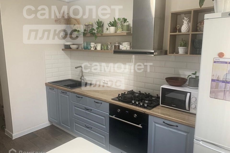 Продаётся 3-комнатная квартира, 68.4 м²