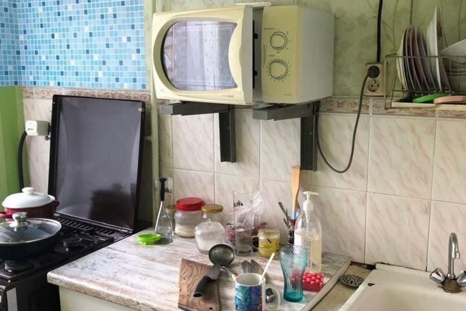 Продаётся 3-комнатная квартира, 48 м²
