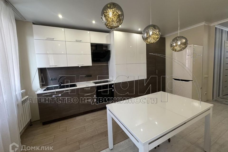 Сдаётся 2-комнатная квартира, 68 м²