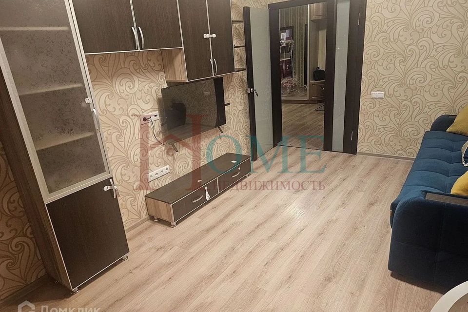 Сдаётся 2-комнатная квартира, 70 м²