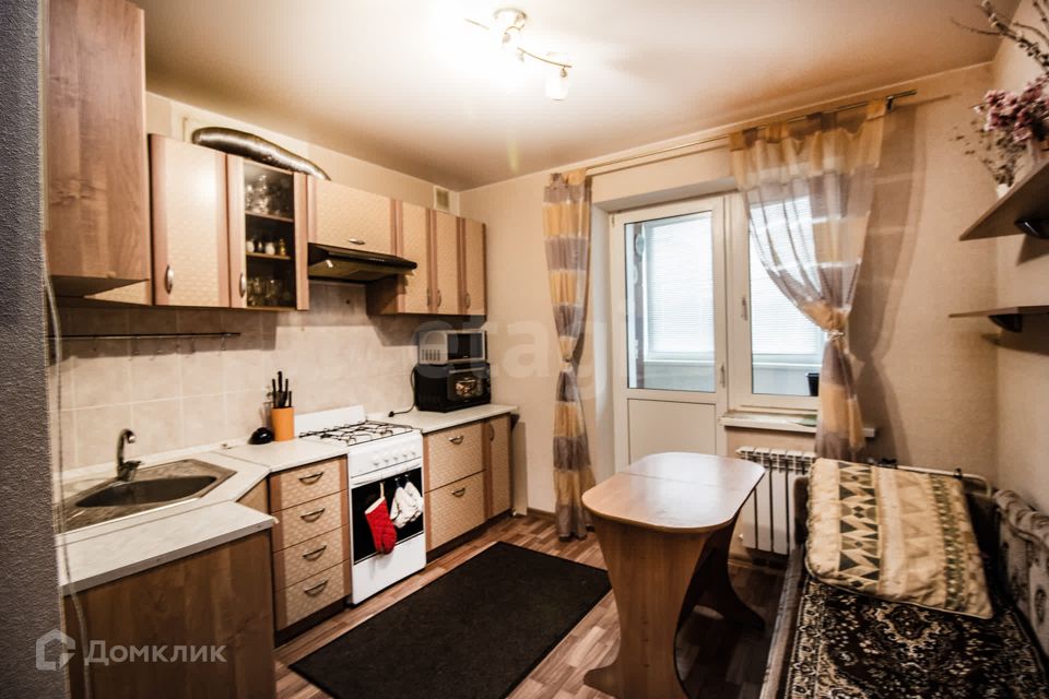 Продаётся 1-комнатная квартира, 37.6 м²
