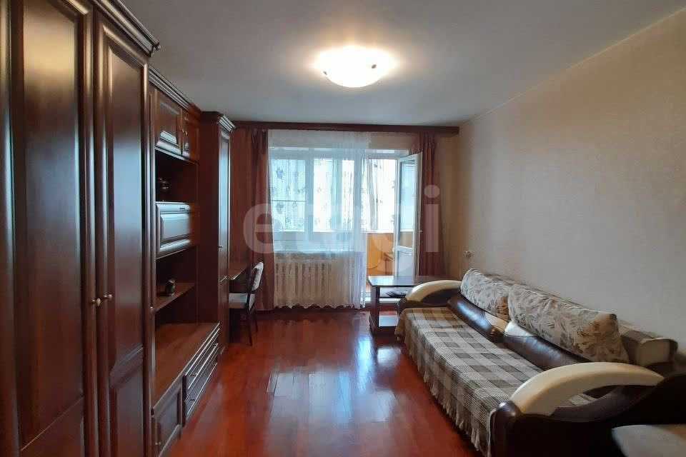 Продаётся 1-комнатная квартира, 37.9 м²