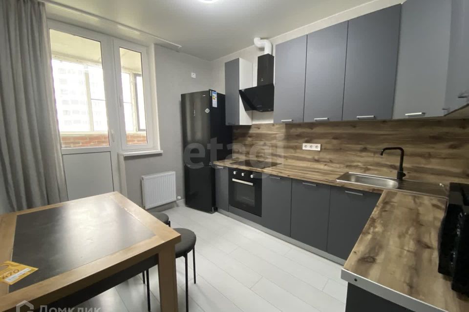 Сдаётся 1-комнатная квартира, 37 м²