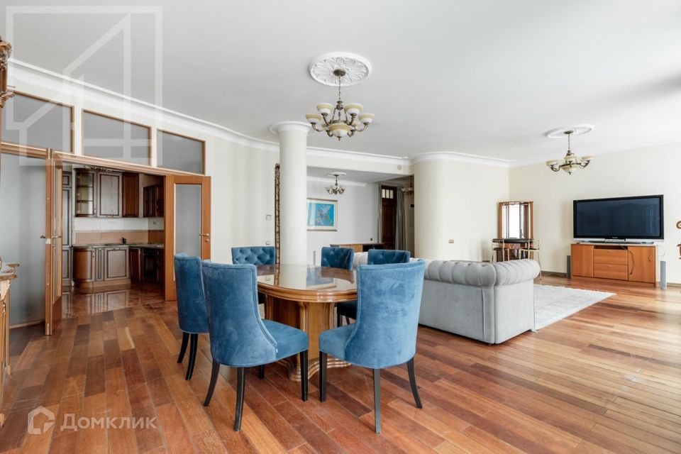 Сдаётся 3-комнатная квартира, 164 м²