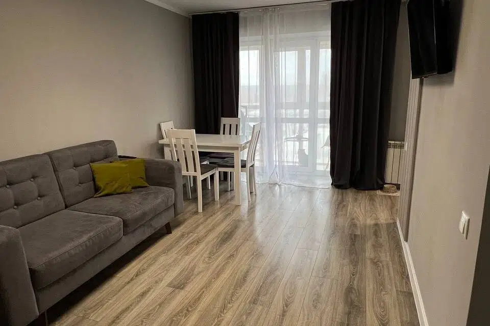 Продаётся 3-комнатная квартира, 56 м²