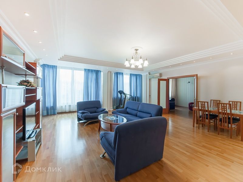 Сдаётся 3-комнатная квартира, 150 м²
