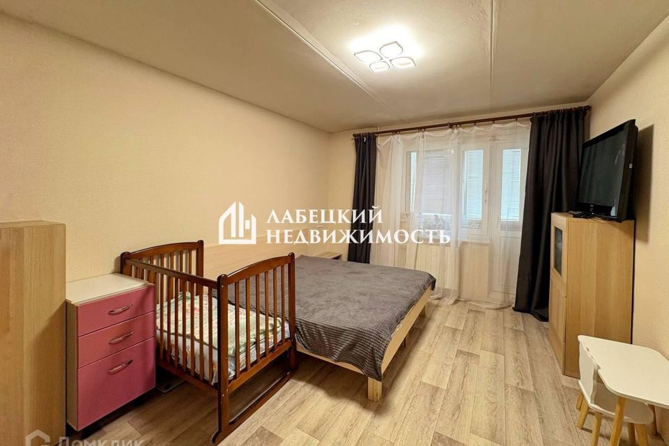 Продаётся 4-комнатная квартира, 71.7 м²