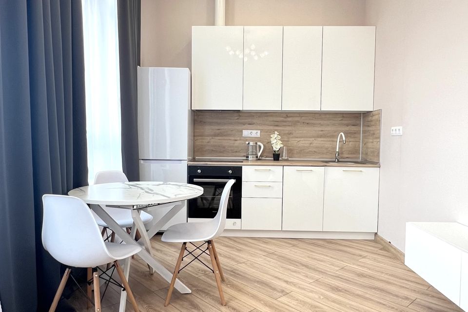 Сдаётся 2-комнатная квартира, 42 м²