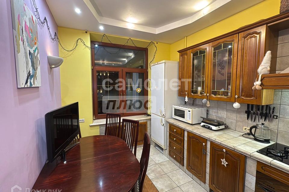 Продаётся 3-комнатная квартира, 70.3 м²