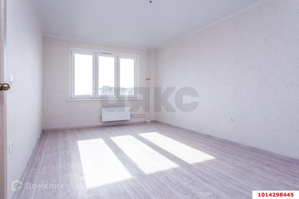 Продаётся 1-комнатная квартира, 37.5 м²