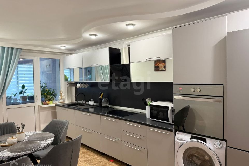 Продаётся 3-комнатная квартира, 80.7 м²