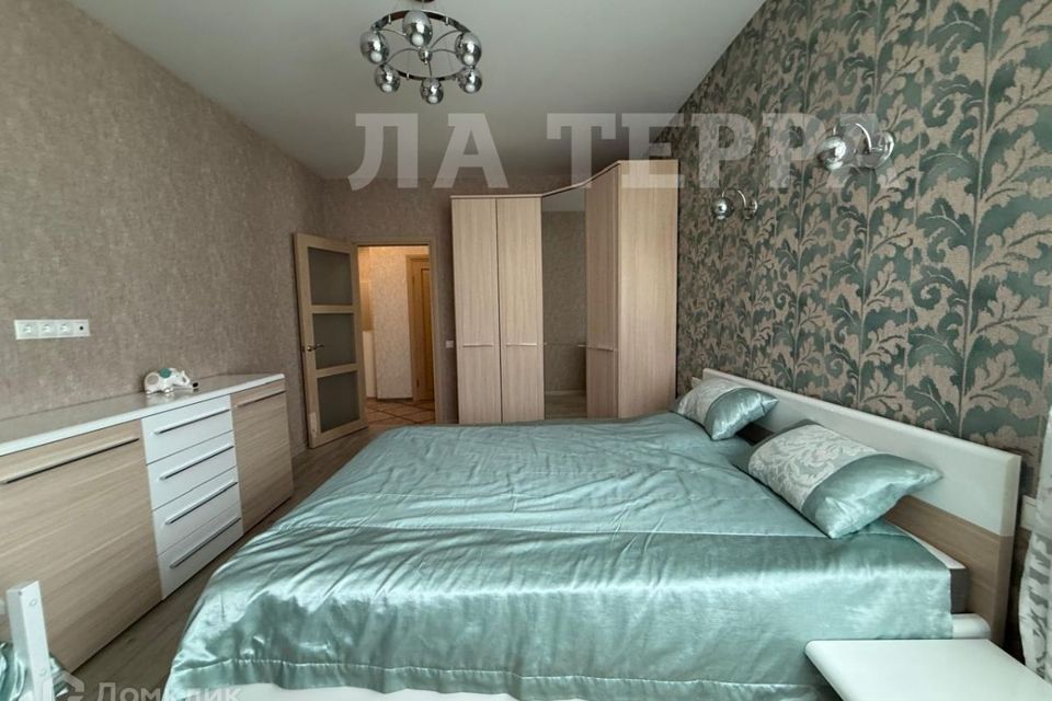 Сдаётся 1-комнатная квартира, 49.8 м²