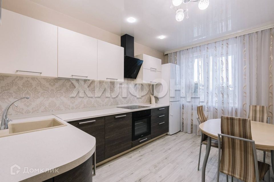 Продаётся 2-комнатная квартира, 59 м²