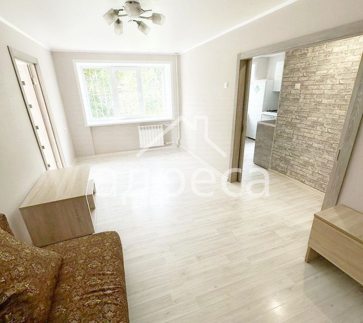 Продаётся 2-комнатная квартира, 42.6 м²