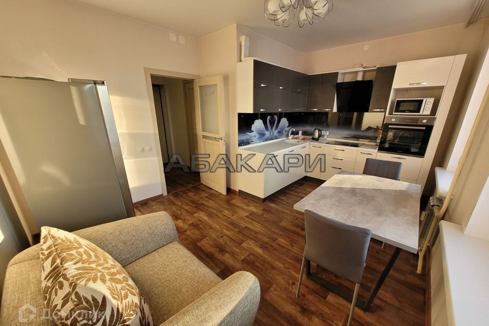 Сдаётся 1-комнатная квартира, 42 м²
