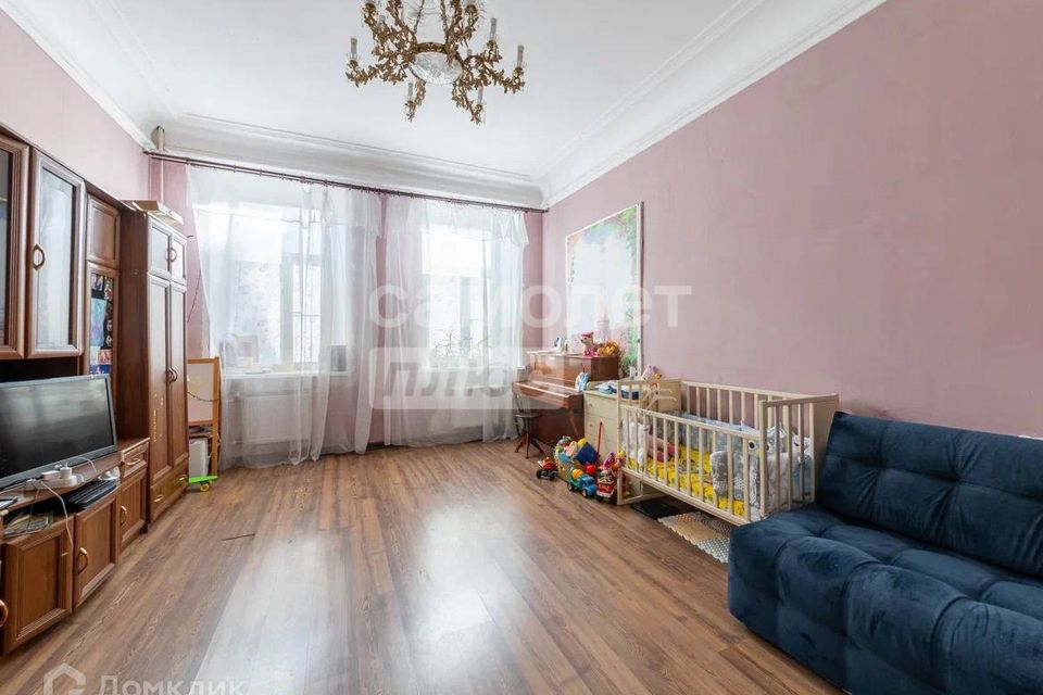 Продаётся комната в 6-комн. квартире, 26.6 м²