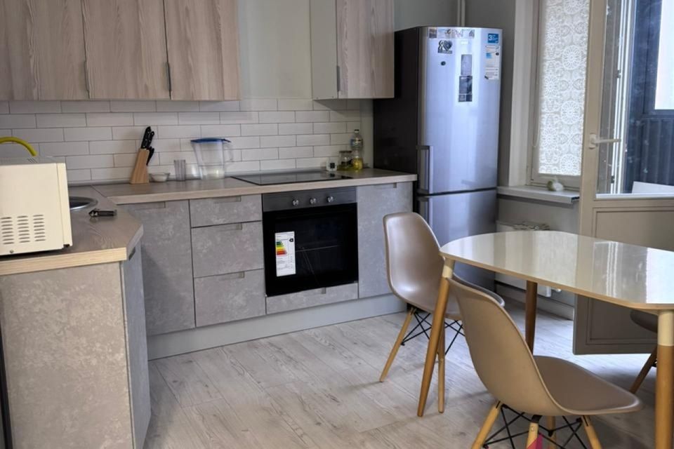 Сдаётся 3-комнатная квартира, 50 м²