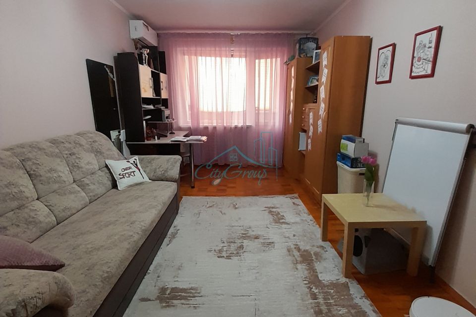 Продаётся 3-комнатная квартира, 61 м²