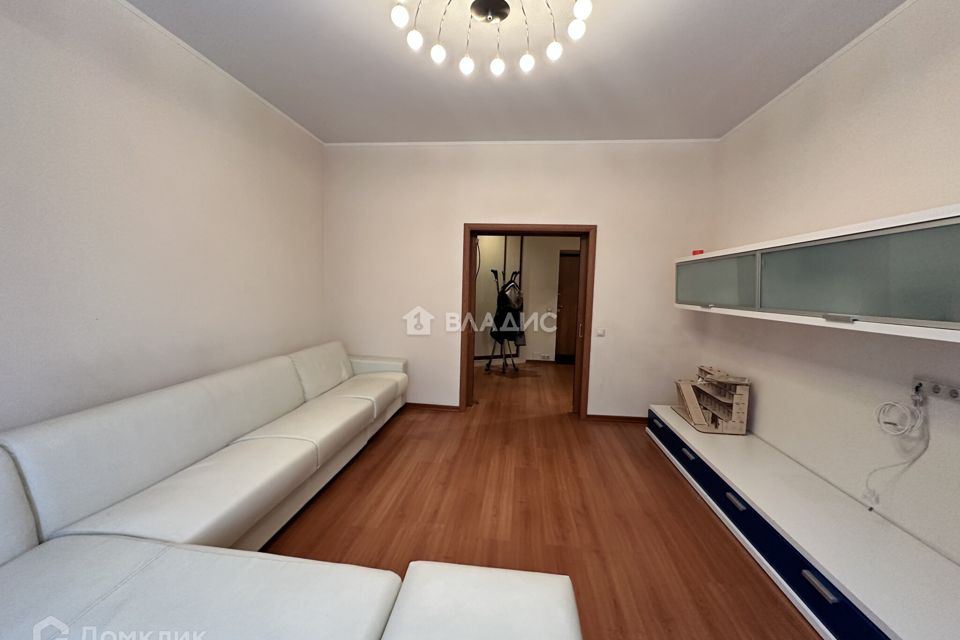 Продаётся 1-комнатная квартира, 49.7 м²