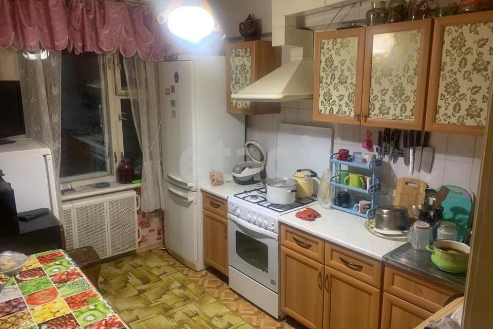 Продаётся 3-комнатная квартира, 60.7 м²