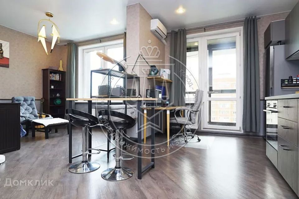 Продаётся 1-комнатная квартира, 38 м²
