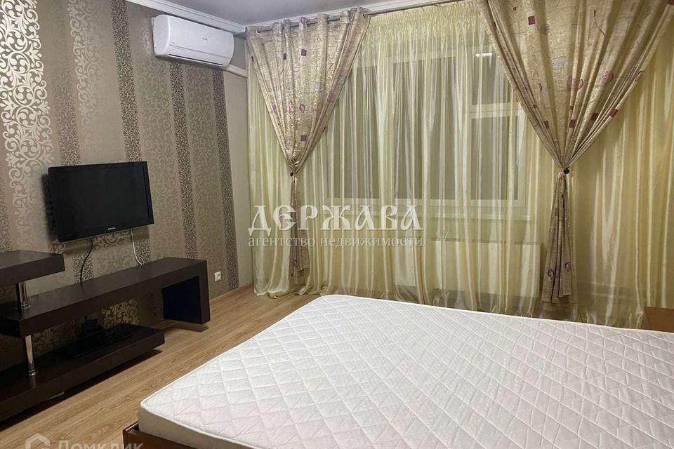 Сдаётся 1-комнатная квартира, 41 м²