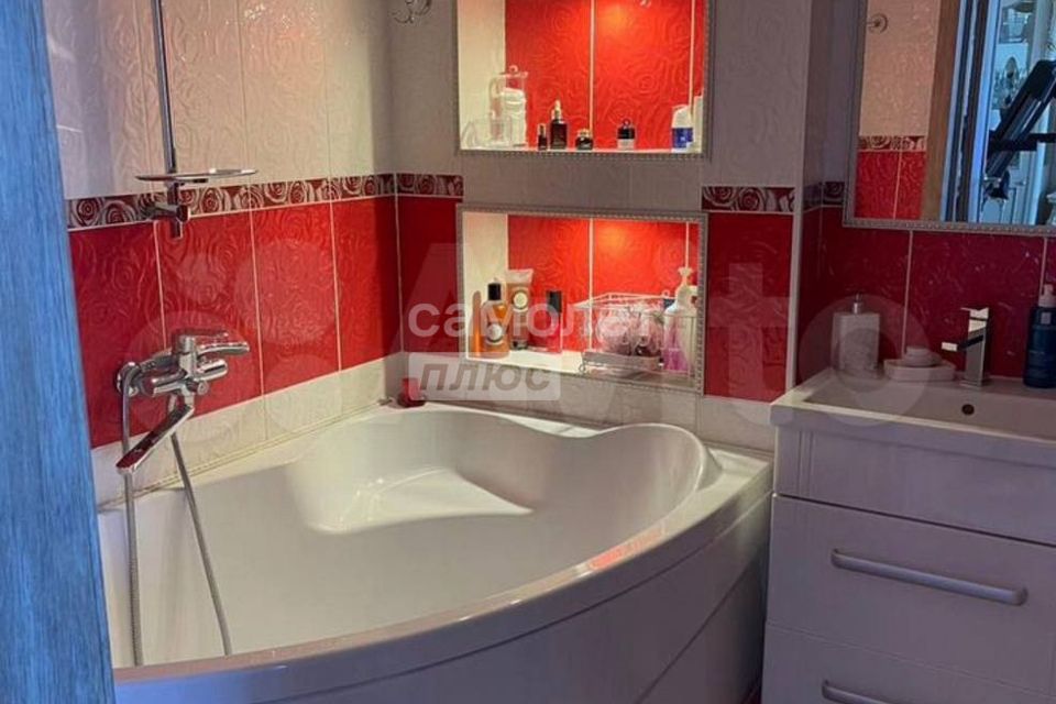 Продаётся 2-комнатная квартира, 61.1 м²