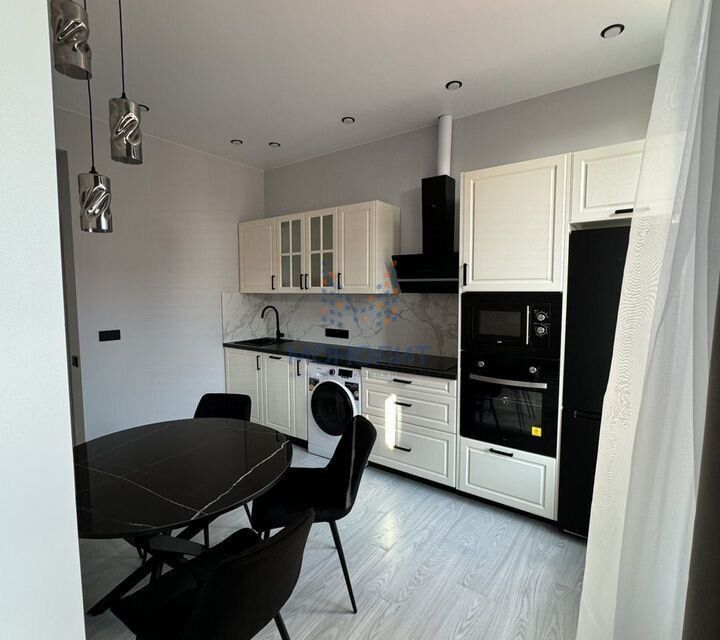 Сдаётся 2-комнатная квартира, 58 м²