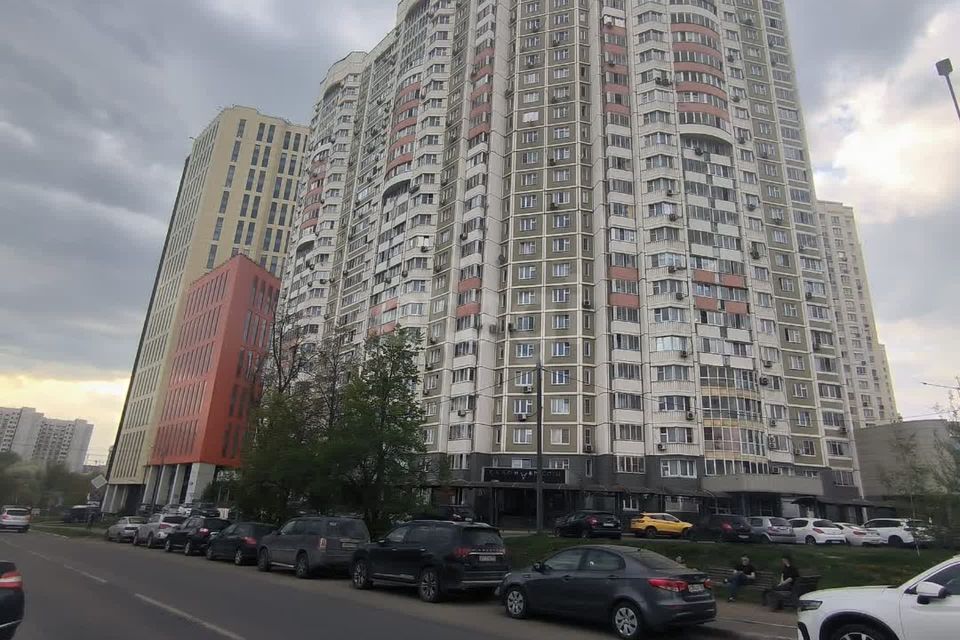 Продаётся 2-комнатная квартира, 58.2 м²