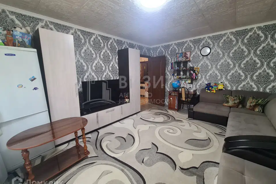 Продаётся 3-комнатная квартира, 58.2 м²