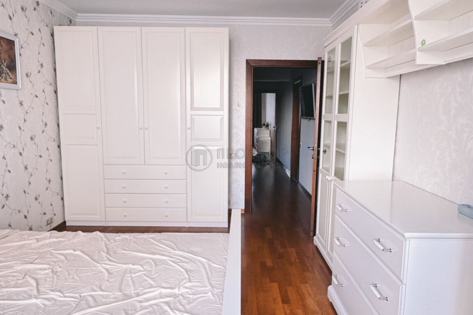 Продаётся 2-комнатная квартира, 70.6 м²