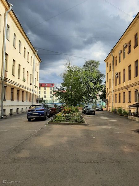 Продаётся 2 комнаты в 4-комн. квартире, 45 м²