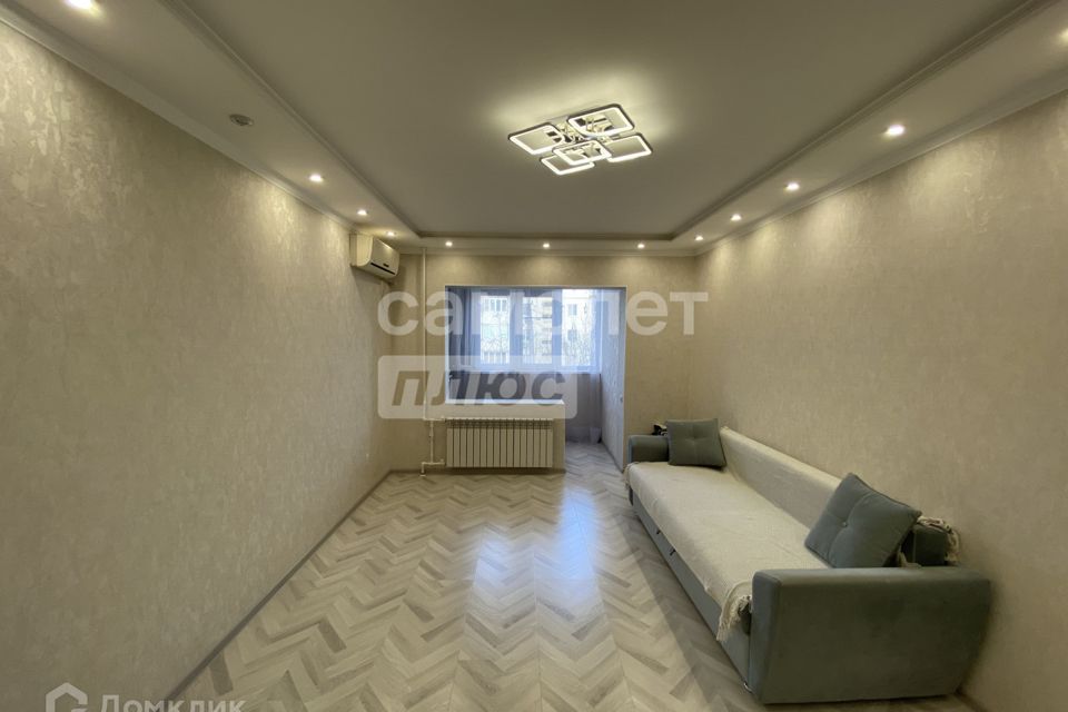 Продаётся 2-комнатная квартира, 60.5 м²