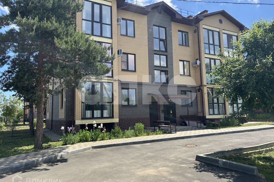 Продаётся 1-комнатная квартира, 39.6 м²
