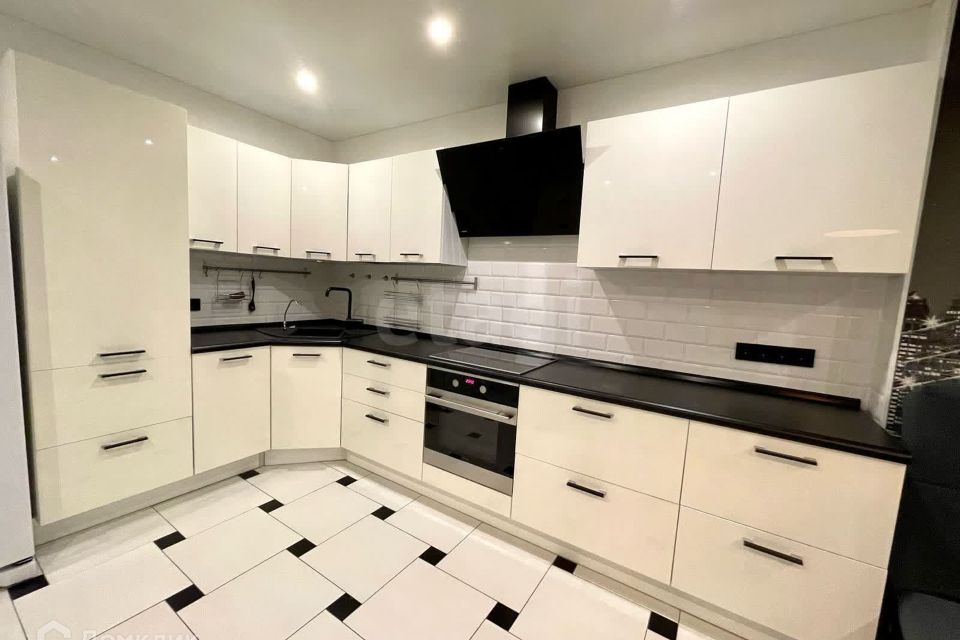 Продаётся 2-комнатная квартира, 52 м²
