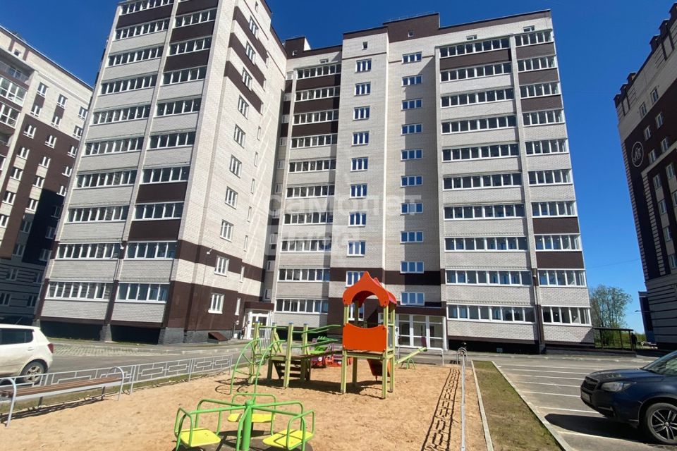 Продаётся 2-комнатная квартира, 71.5 м²