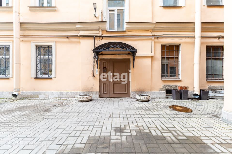 Продаётся 4-комнатная квартира, 68 м²