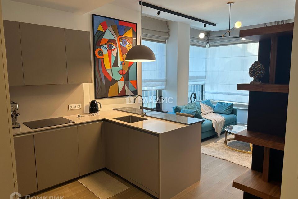 Продаётся 2-комнатная квартира, 65 м²