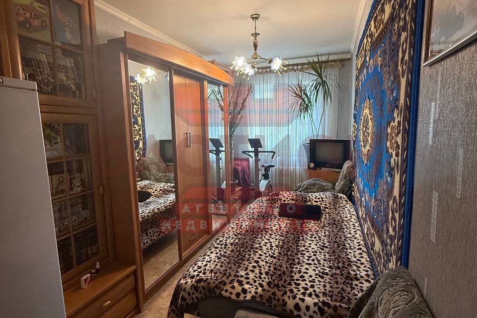 Продаётся 3-комнатная квартира, 54.9 м²